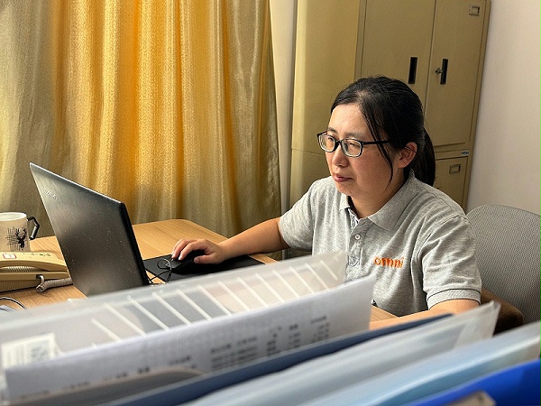 2e9c323e-2539-468f-a366-b03d72d8970f