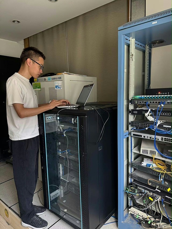 6dc74289-35b2-428d-879e-cd8b64e7a4b6